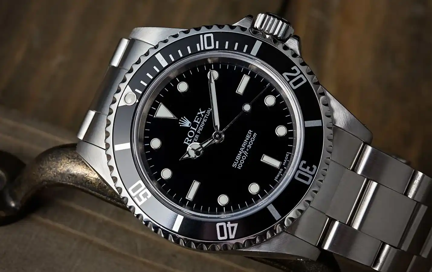 Rolex Submariner No Date 14060 WatchProject 21